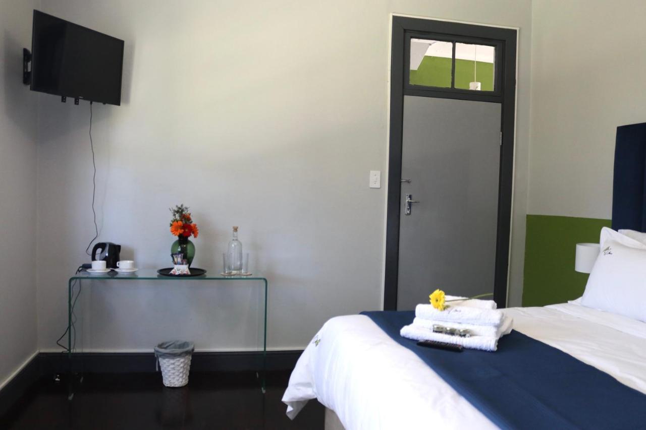 Uzuri Lifestyle Villa Port Saint Johnʼs Dış mekan fotoğraf